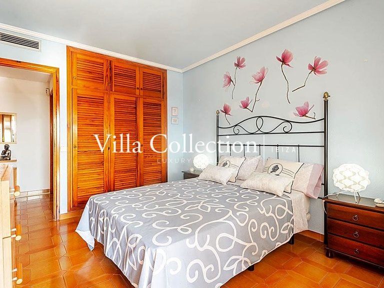 Villa for Sale in Ibiza, Balearic Islands 10