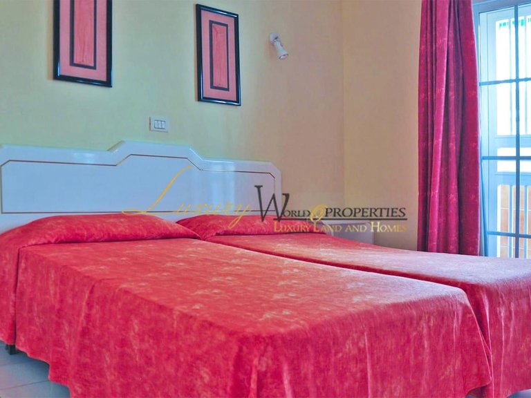 Apartment for Sale in Costa Adeje, Tenerife, España 11