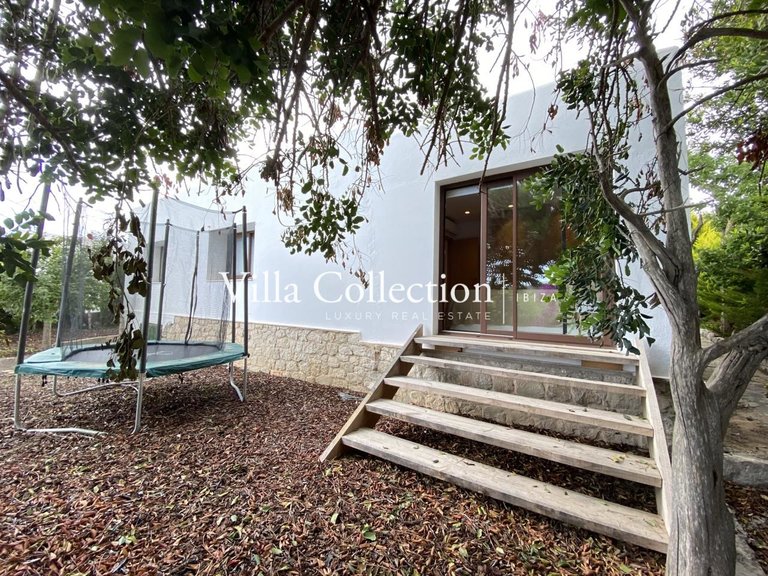 Villa for Sale in Sant Josep, Balearic Islands 6