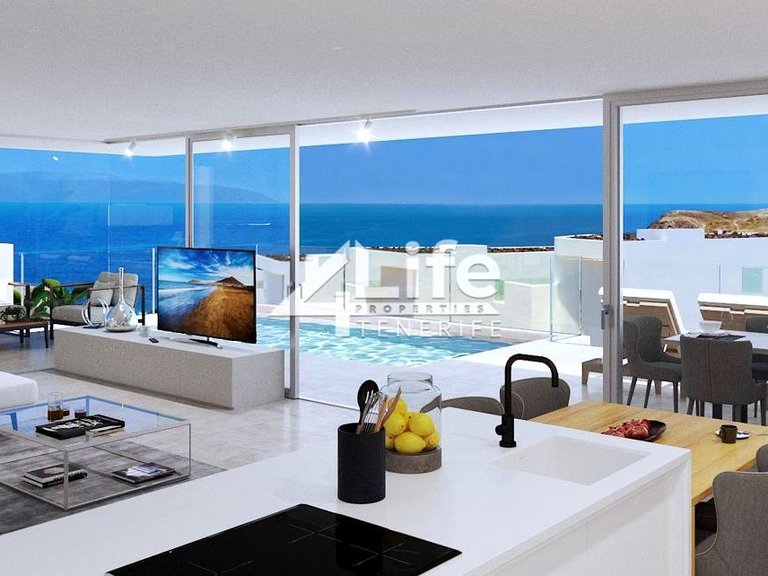 Villa for Sale in Adeje, Tenerife 1