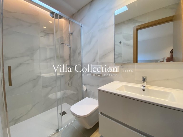 Villa for Sale in Sant Josep, Balearic Islands 23