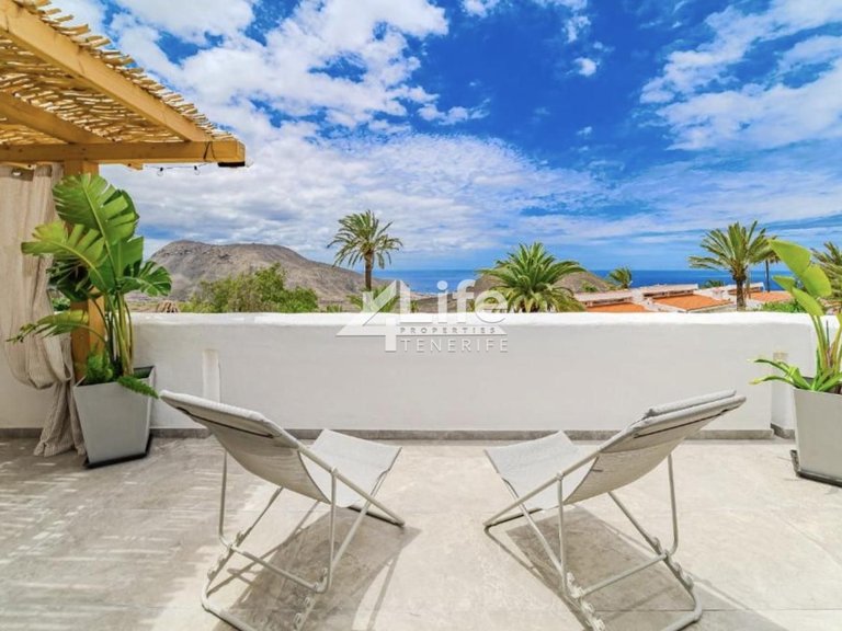 Villa for Sale in Chayofa, Arona 30