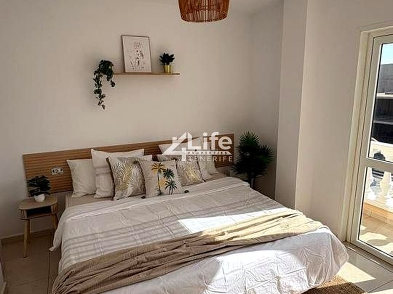 Apartment for Sale in Los Abrigos, Tenerife 12