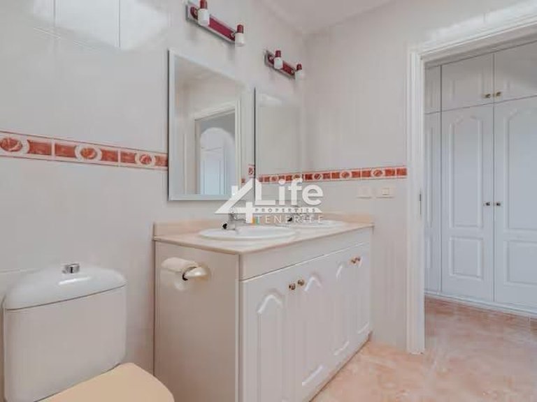 Apartment for Rent in Costa Adeje, Tenerife 10