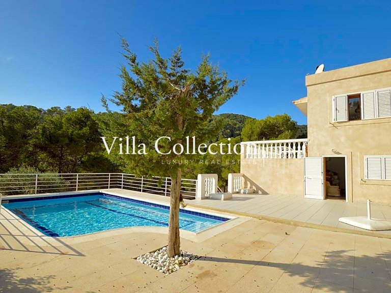 Villa for Sale in Ibiza, Balearic Islands 4