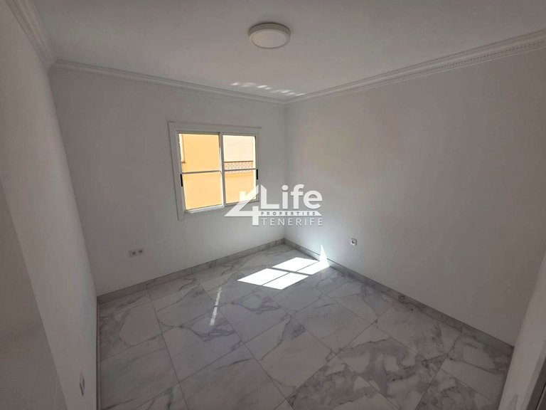 Apartment for Sale in El Monte O Guargacho, Tenerife 2