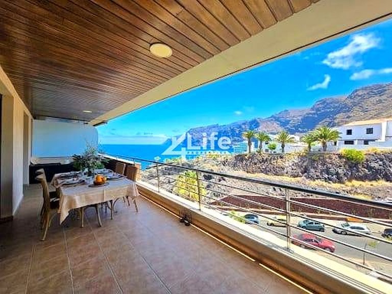 Penthouse for Sale in Santiago Del Teide, Tenerife 32