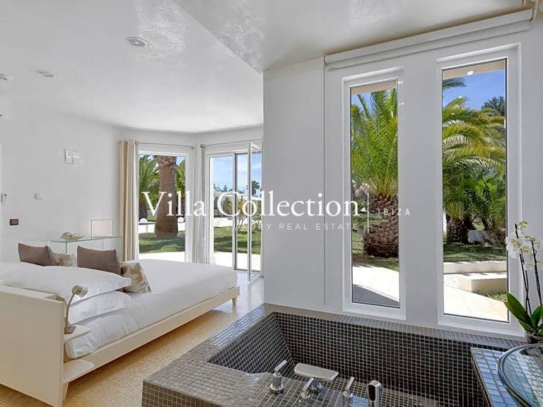 Villa for Sale in Sant Josep De Sa Talaia, Balearic Islands 16