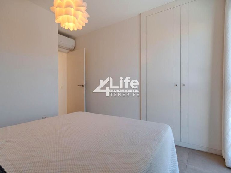 Villa for Sale in Playa Paraiso, Adeje 33