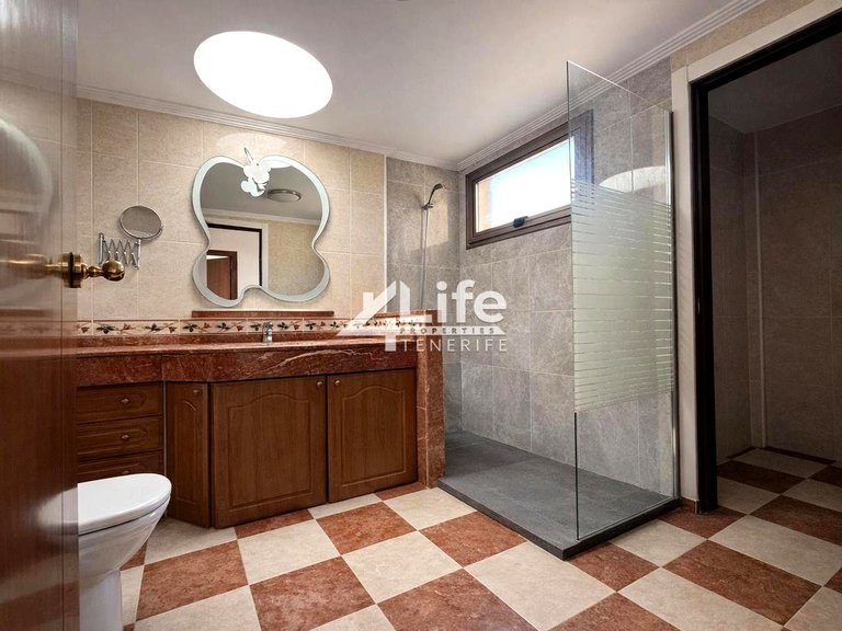 Villa for Sale in Granadilla De Abona, Tenerife 17