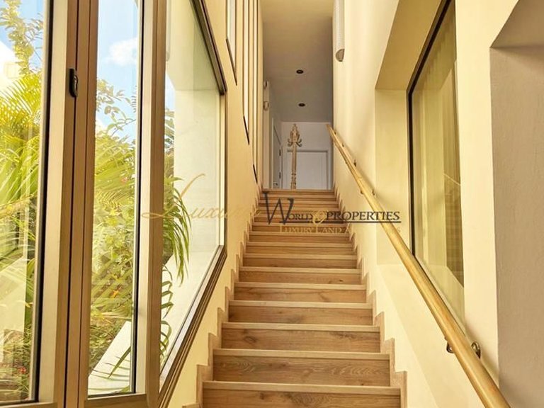 Villa for Sale in Playa De La Arena, Tenerife, España 15