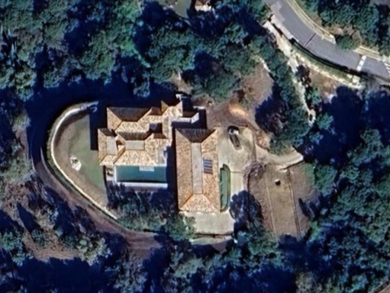 Villa for Sale in La Zagaleta, Malaga 5