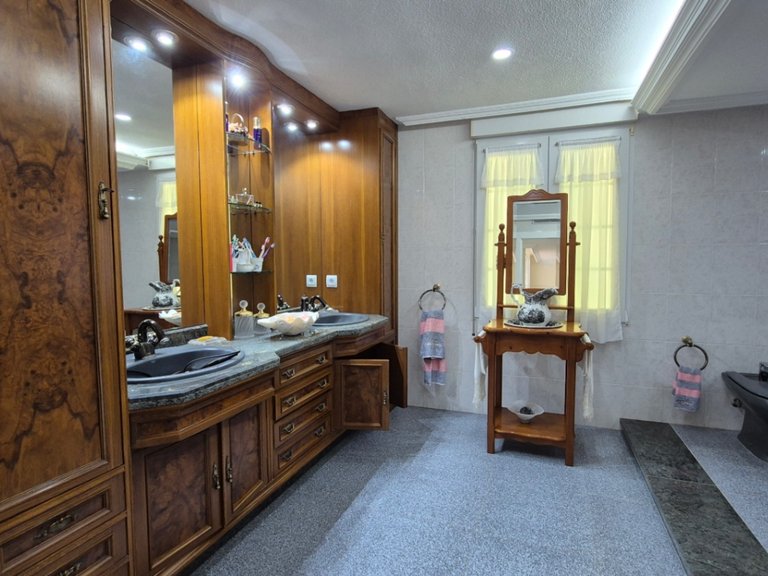 Villa for Sale in Inland Orihuela, Alicante 38