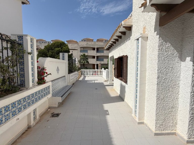 Villa for Sale in Inland Orihuela, Alicante 38