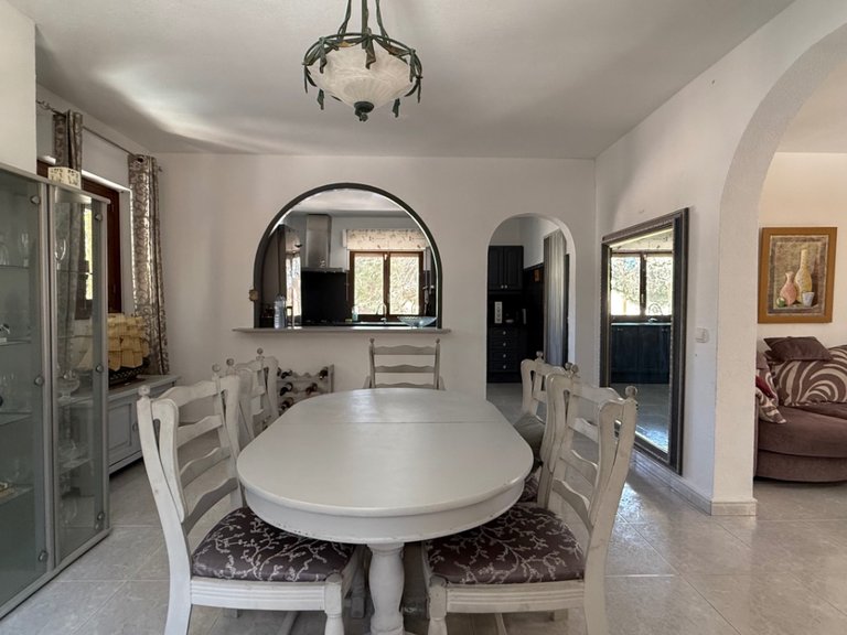 Villa for Sale in Inland Orihuela, Alicante 11