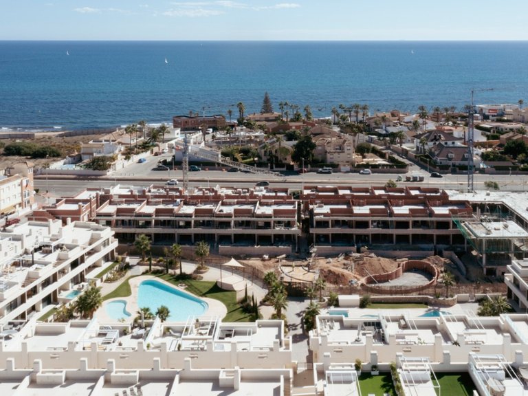 Apartment for Sale in Torrevieja, Alicante 30