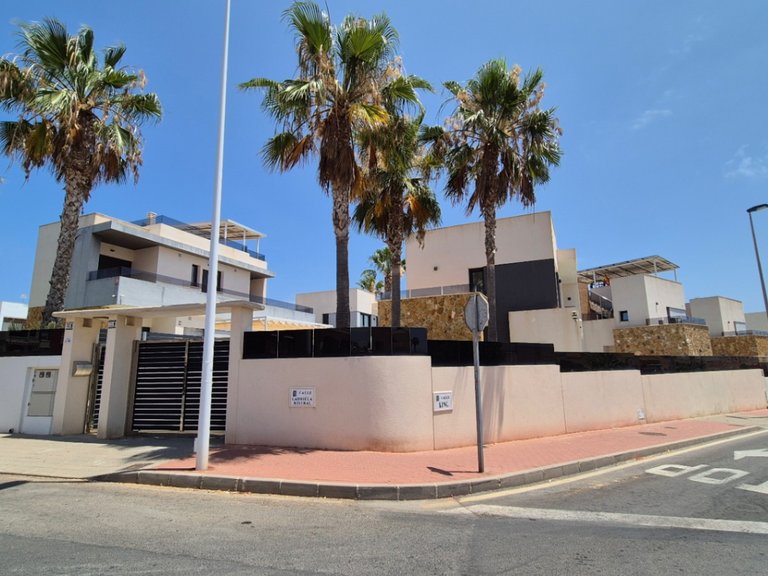 Villa for Sale in Costa Blanca Torrevieja, Alicante 2