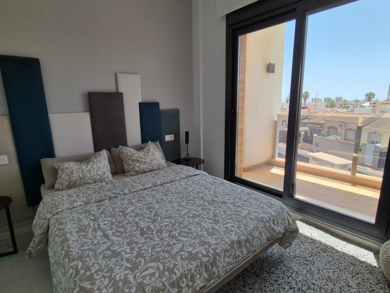 Villa for Sale in Costa Blanca Torrevieja, Alicante 26