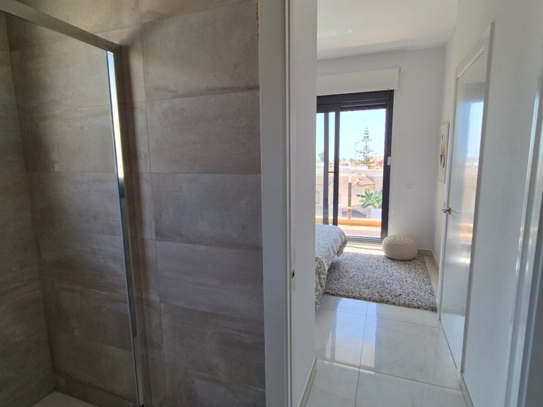 Villa for Sale in Costa Blanca Torrevieja, Alicante 29