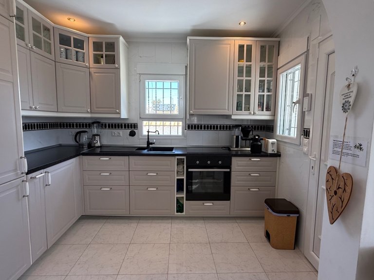 Villa for Sale in Costa Blanca Torrevieja, Alicante 2