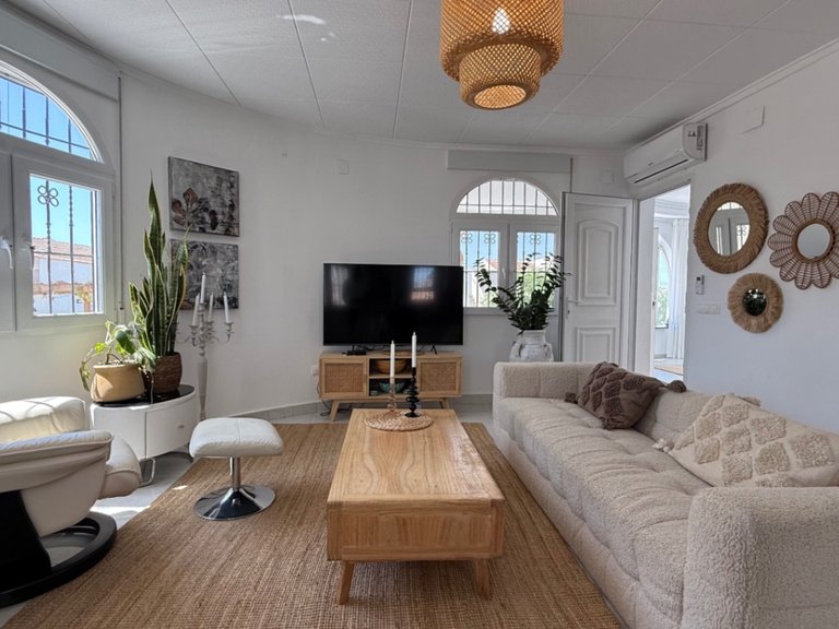 Villa for Sale in Costa Blanca Torrevieja, Alicante 9