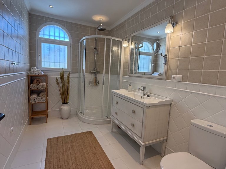 Villa for Sale in Costa Blanca Torrevieja, Alicante 21