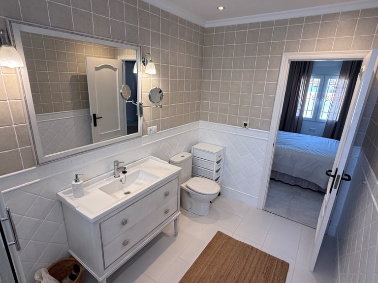 Villa for Sale in Costa Blanca Torrevieja, Alicante 22