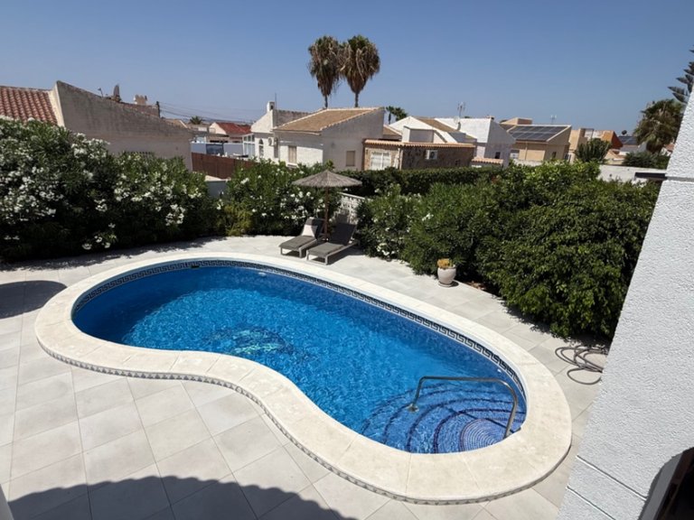 Villa for Sale in Costa Blanca Torrevieja, Alicante 26