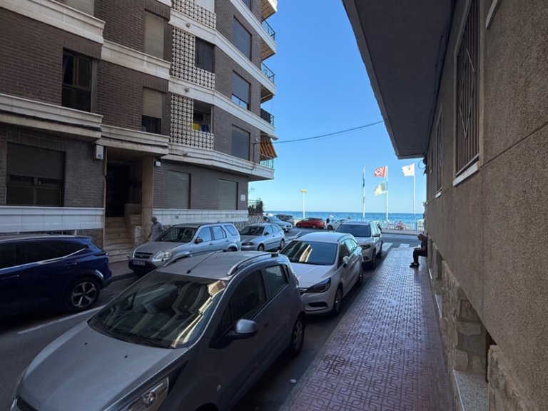 Apartment for Sale in Costa Blanca Torrevieja, Alicante 32