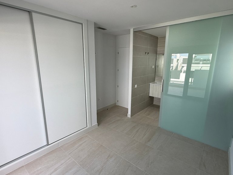 Apartment for Sale in Costa Blanca Torrevieja, Alicante 7