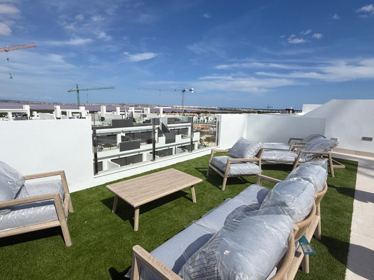Apartment for Sale in Costa Blanca Torrevieja, Alicante 8