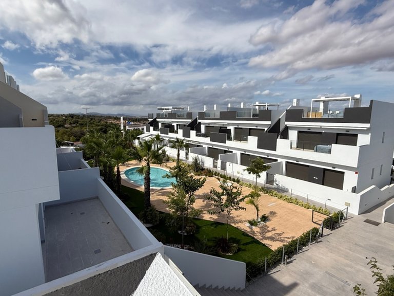 Apartment for Sale in Costa Blanca Torrevieja, Alicante 12