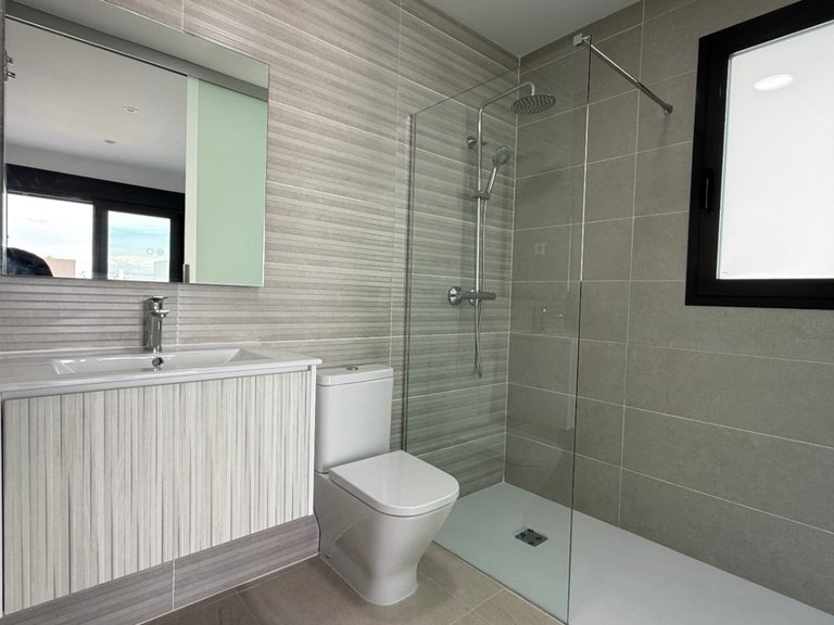 Apartment for Sale in Costa Blanca Torrevieja, Alicante 15