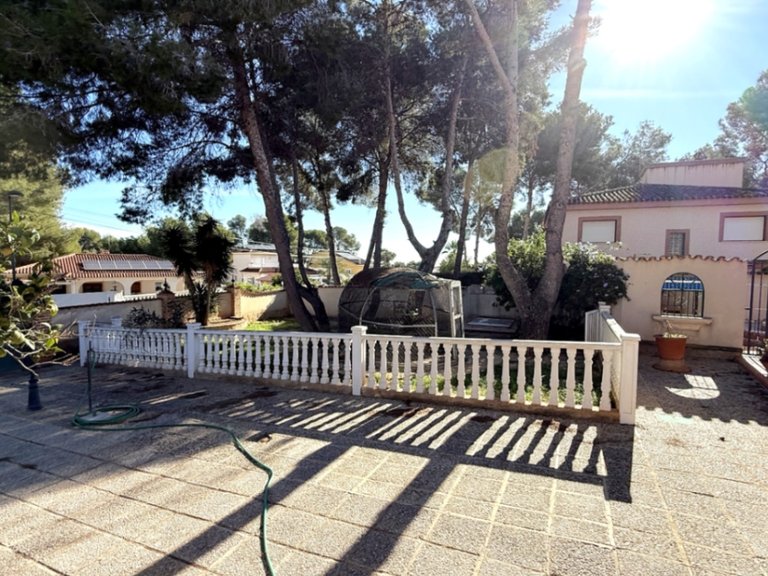 Villa for Sale in Costa Blanca Pilar De La Horadada, Alicante 47