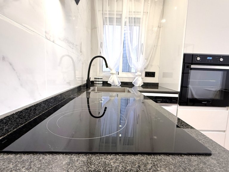 Apartment for Sale in Torrevieja, Alicante 5