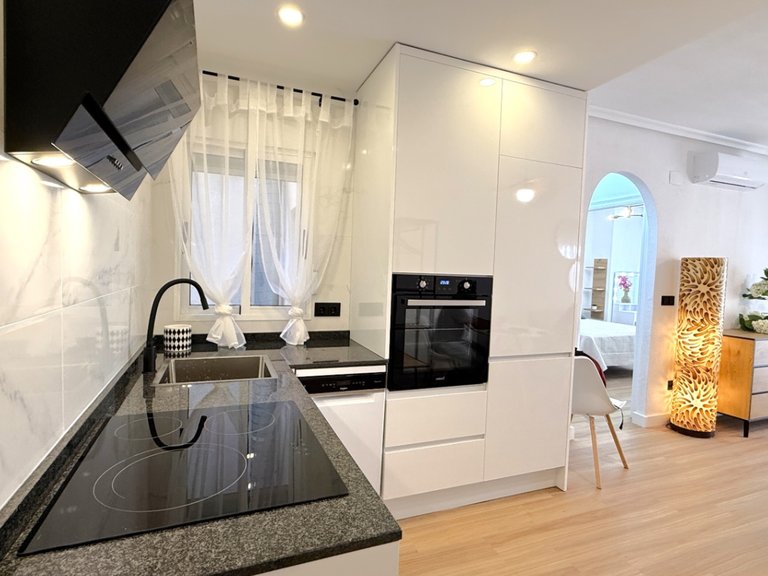 Apartment for Sale in Torrevieja, Alicante 10