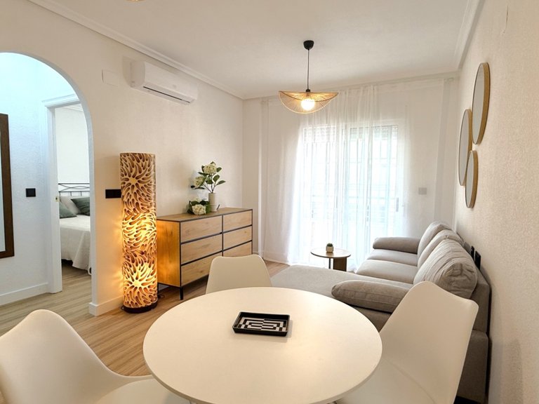 Apartment for Sale in Torrevieja, Alicante 13
