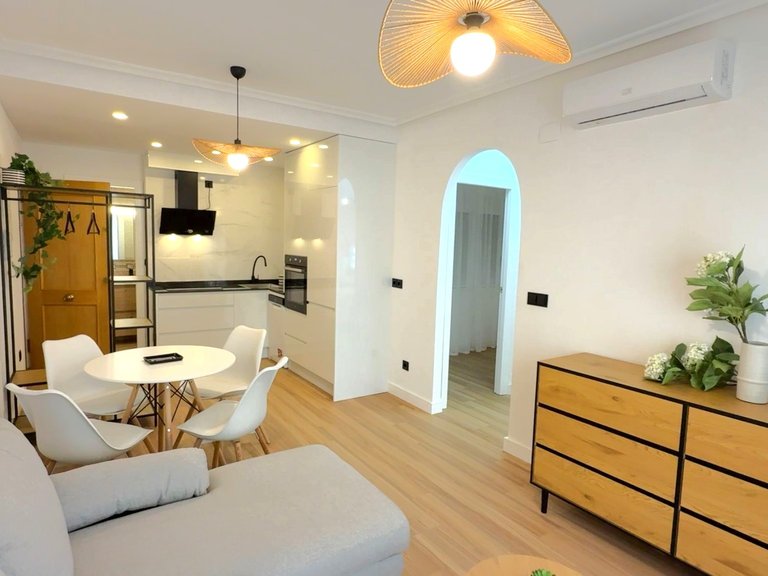 Apartment for Sale in Torrevieja, Alicante 17