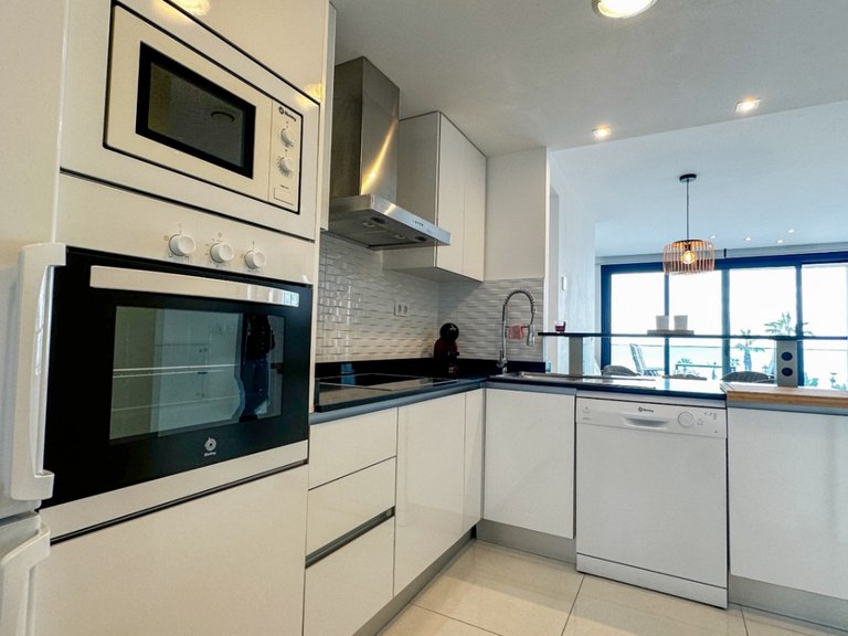 Apartment for Sale in Costa Blanca Torrevieja, Alicante 4