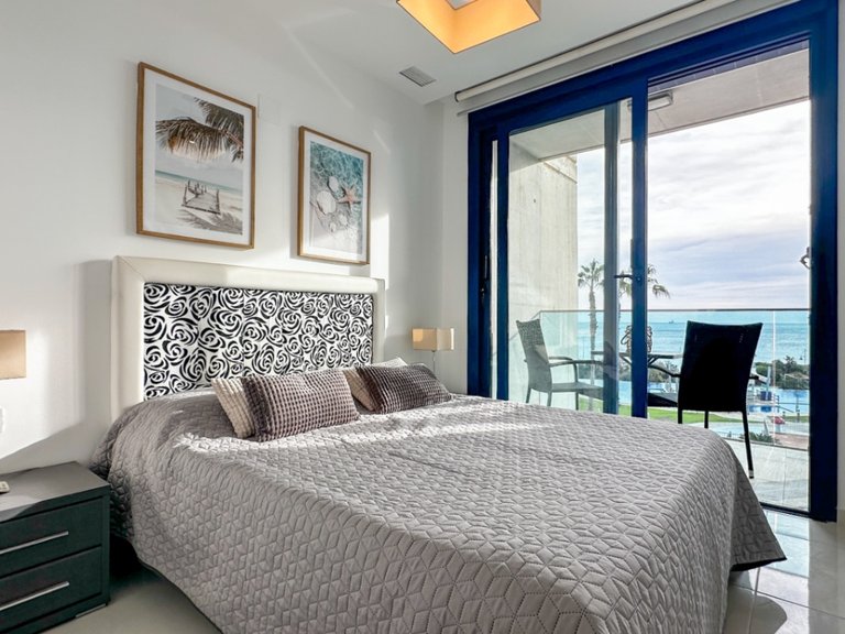 Apartment for Sale in Costa Blanca Torrevieja, Alicante 18