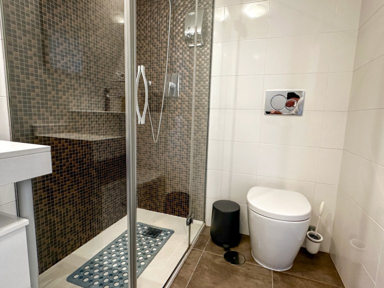 Apartment for Sale in Costa Blanca Torrevieja, Alicante 22