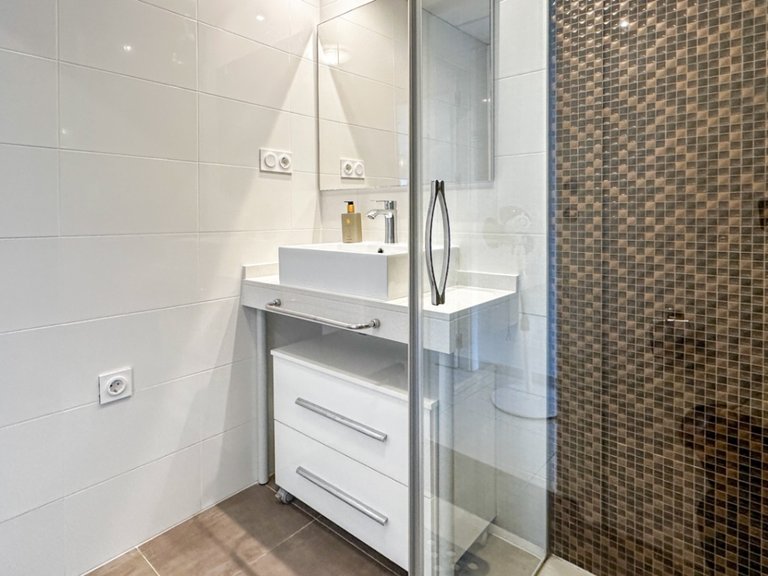 Apartment for Sale in Costa Blanca Torrevieja, Alicante 23