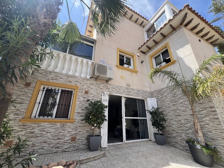 Villa for Sale in Inland Orihuela, Alicante 2