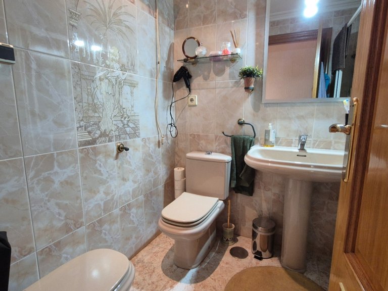 Apartment for Sale in Costa Blanca Torrevieja, Alicante 17