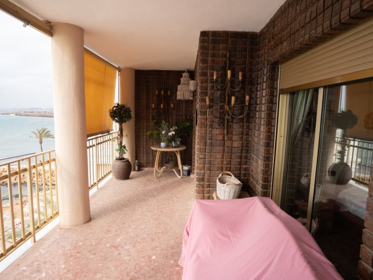 Apartment for Sale in Costa Blanca Torrevieja, Alicante 10