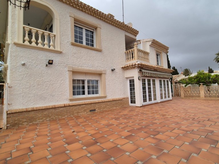 Villa for Sale in Inland Orihuela, Alicante 4