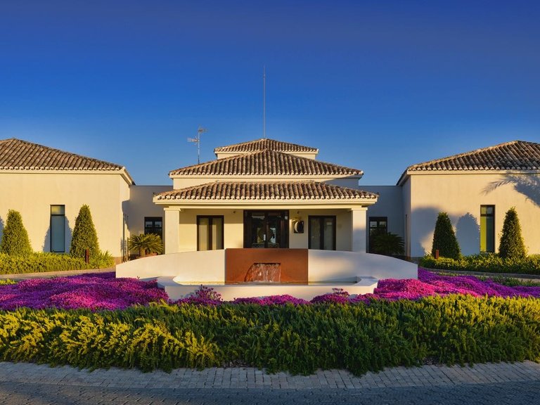 Villa for Sale in Las Colinas Golf, Alicante 17