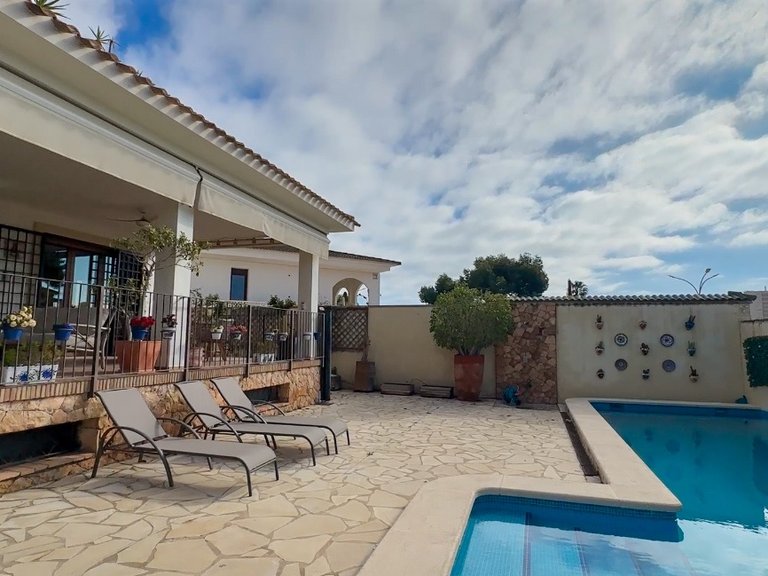 Villa for Sale in Costa Blanca Dehesa De Campoamor, Alicante 13