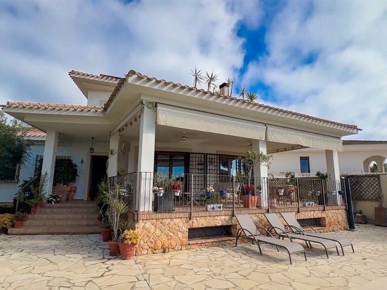 Villa for Sale in Costa Blanca Dehesa De Campoamor, Alicante 11