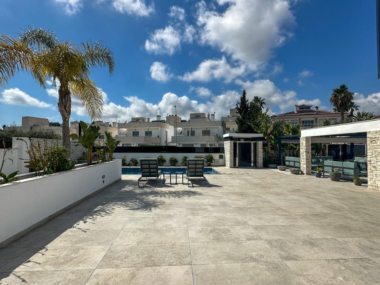 Villa for Sale in Costa Blanca Orihuela Costa, Alicante 10